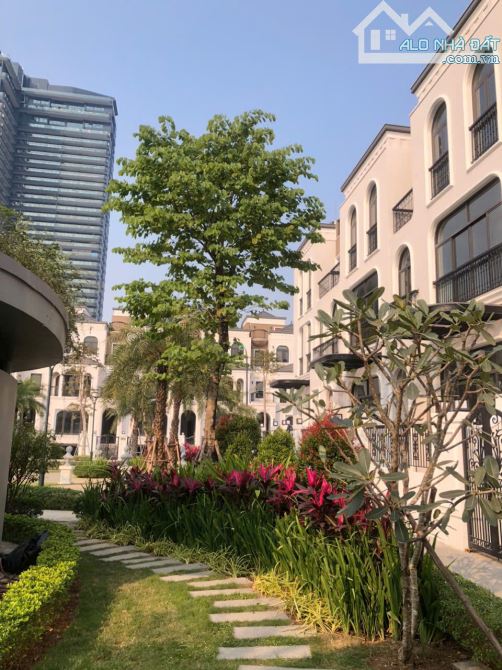 SUẤT NGOẠI GIAO BIỆT THỰ CIPUTRA – GIA BY KITA - NƠI ĐÁNG SỐNG BẬC NHẤT THỦ ĐÔ