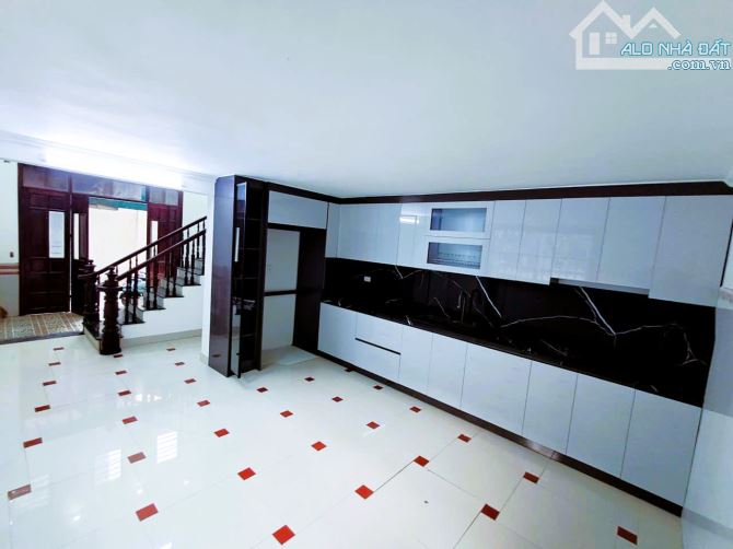 13.48 TỶ-45.5M²-5 TẦNG –LÔ GÓC 2 THOÁNG -Ô TÔ -NGÕ THÔNG KD -GIẢI PHÓNG