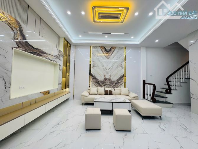 10.78 TỶ–34M2 –5 TẦNG MỚI THANG MÁY – GẦN PHỐ – BẠCH MAI – HAI BÀ TRƯNG