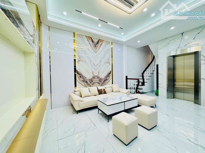 10.78 TỶ–34M2 –5 TẦNG MỚI THANG MÁY – GẦN PHỐ – BẠCH MAI – HAI BÀ TRƯNG