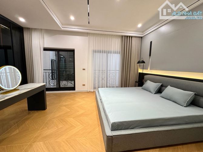 BÁN TRƯỚC TẾT - 12.9 TỶ NHÀ CÓ THANG MÁY - PHỐ THÁI HÀ