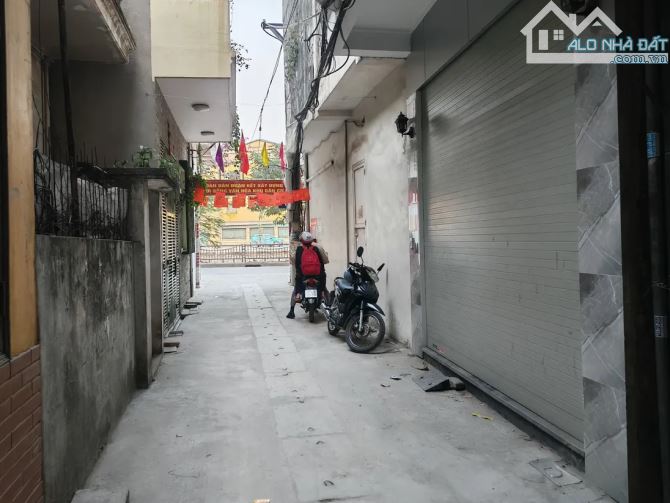 Bán gấp nhà phố Thanh Xuân ngõ ô tô, mặt tiền 5m, giá nhỉnh 12 TỶ