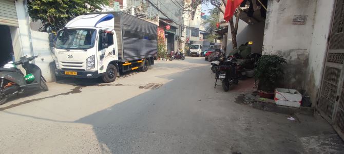 LÔ GÓC! 160 triệu/1m2, BÁN NHÀ GIẢI PHÓNG - TÁCH 2 SỔ – 1 MẶT ĐƯỜNG + 2 MẶT NGÕ Ô TÔ TRÁNH