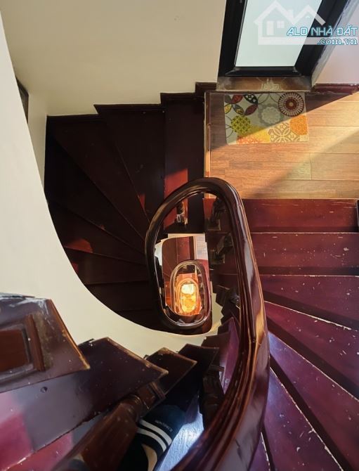 BÁN NHÀ HOÀNG HOA THÁM DT 38M -NHÀ ĐẸP Ở NGAY - NGÕ THÔNG, GẦN PHỐ, GẦN HỒ TÂY