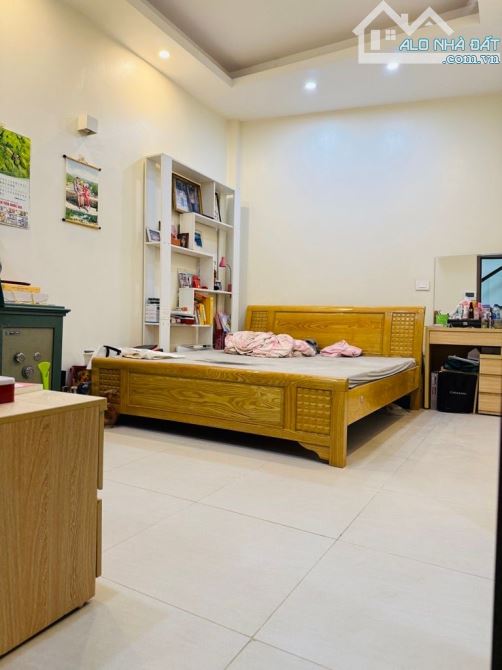 36m2/6 tầng-MT7m-giá 11 tỷ-nhà phố Hàng Cháo-Đống Đa