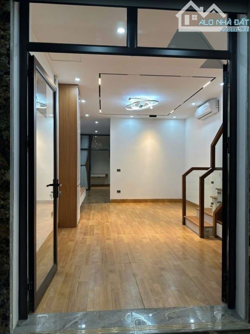 BÁN NHÀ NGÕ CHỢ KHÂM THIÊN DT 54M - NHÀ MỚI - 3 THOÁNG - SẴN Ở NGAY - GẦN OTO