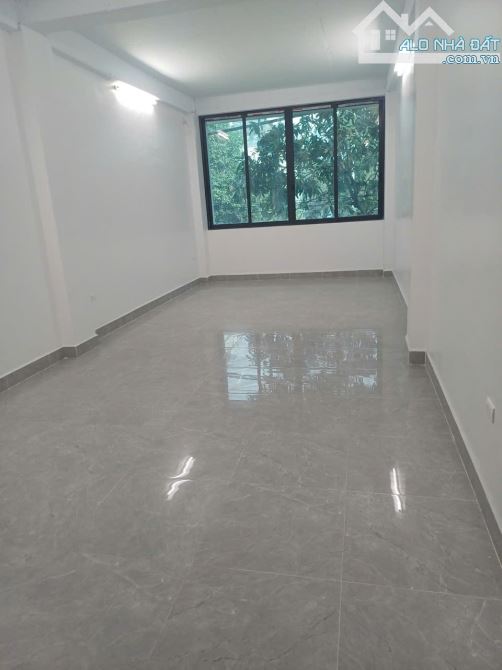 Bán Nhà Xưởng 250m xây 5 Tầng 1 tum làm kho xưởng và Văn Phòng đường xe container tránh - 5