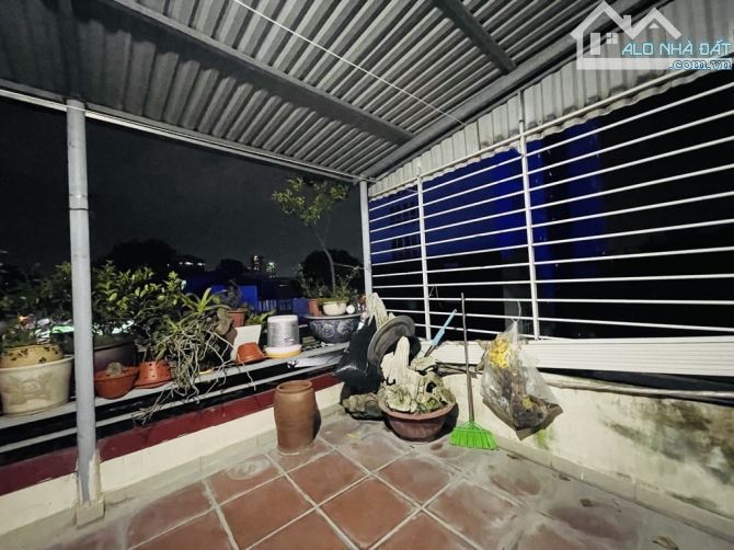 BÁN NHÀ HOÀNG HOA THÁM DT 38M -NHÀ ĐẸP Ở NGAY - NGÕ THÔNG, GẦN PHỐ, GẦN HỒ TÂY