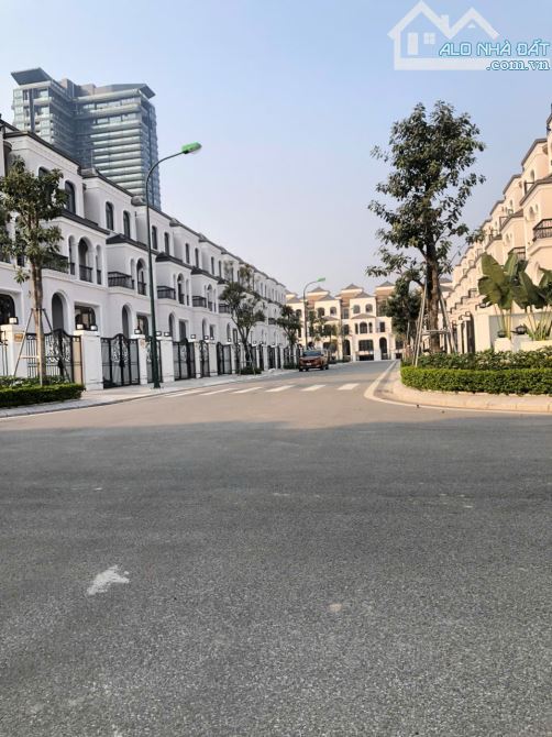 SUẤT NGOẠI GIAO BIỆT THỰ CIPUTRA – GIA BY KITA - NƠI ĐÁNG SỐNG BẬC NHẤT THỦ ĐÔ