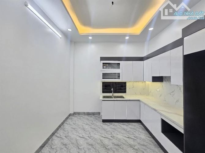 Bán nhà riêng 4 tầng, 50m, lô góc chỉ 5,x tỷ — ảnh 3
