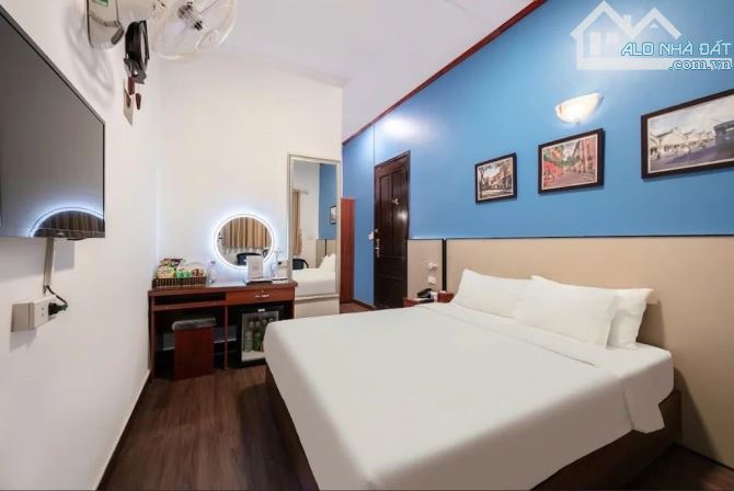 Khách sạn mặt phố Mai Hắc Đế-Hai Bà Trưng-108m2/9 tầng-Giá 92 tỷ có thương lượng