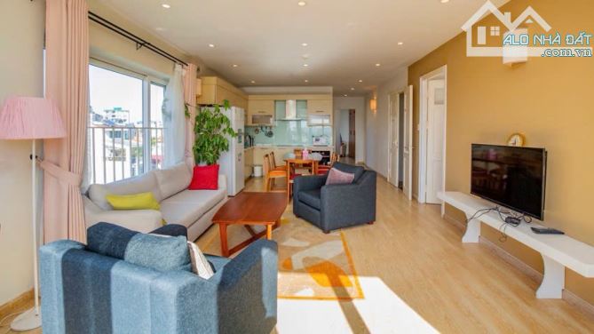 Tòa nhà Mặt HỒ TÂY-phố QUẢNG BÁ-vị trí Độc Tôn-9 tầng-Thang Máy. giá: 142 tỷ