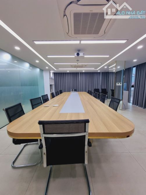 BÁN TOÀ NHÀ THƯƠNG MẠI -TRƯỜNG CHINH- 110 M2- 9 TẦNG - THANG MÁY– 36 TỶ