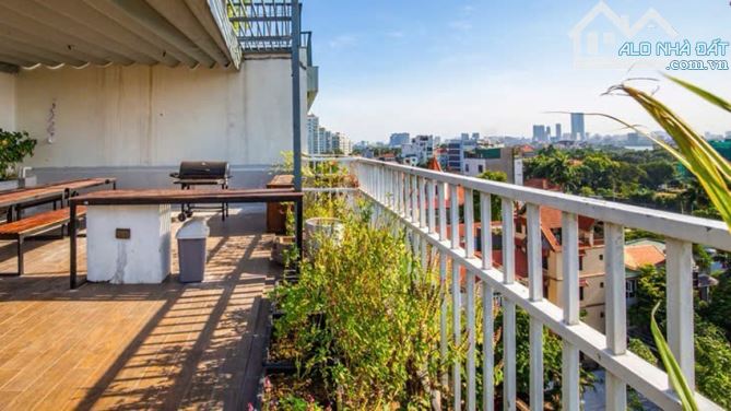 Tòa nhà Mặt HỒ TÂY-phố QUẢNG BÁ-vị trí Độc Tôn-9 tầng-Thang Máy. giá: 142 tỷ