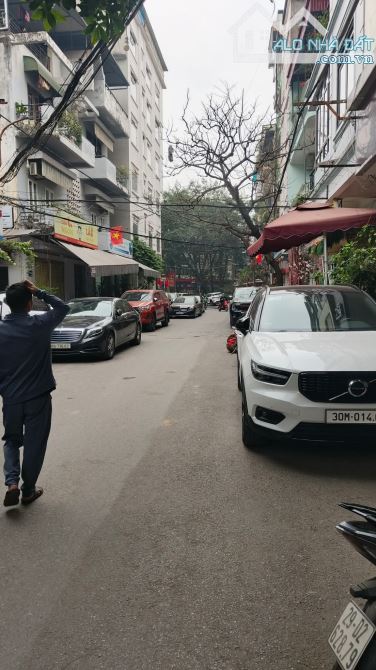 NHÀ ĐẺ TRỨNG VÀNG PHƯƠNG MAI - CCMN 75M2 - LÔ GÓC - Ô TÔ ĐỖ NGÀY ĐÊM CÁCH HAI BƯỚC CHÂN