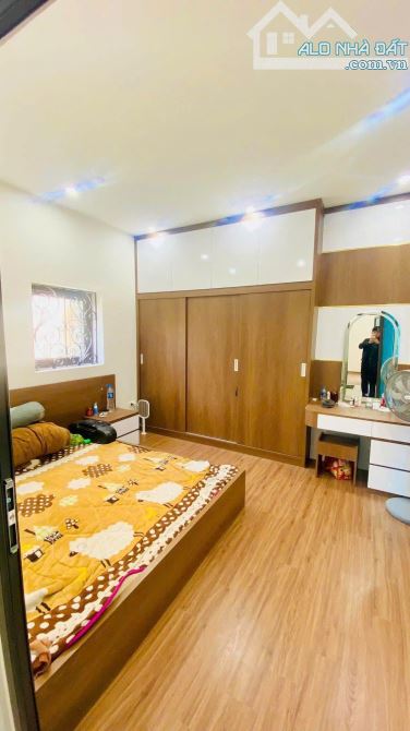 TT ĐỐNG ĐA – NHÀ MỚI ĐẸP – Ở NGAY – GẦN PHỐ KHÂM THIÊN - TC 9 TỶ