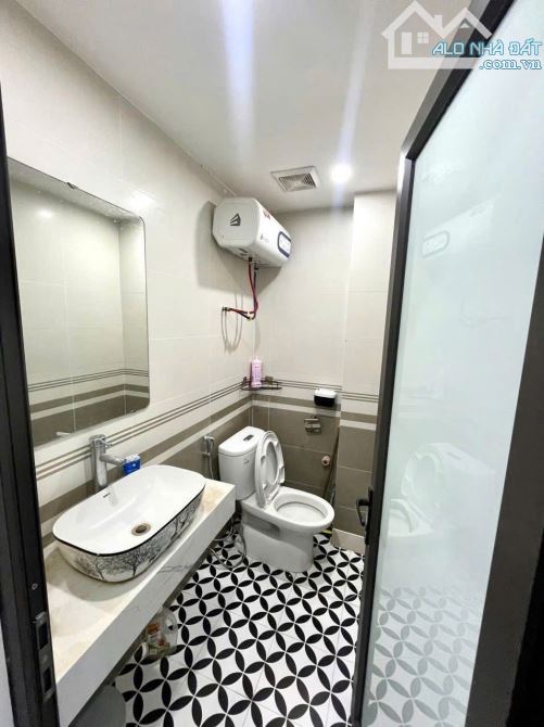 TÔN THẤT TÙNG – TRUNG TÂM ĐỐNG ĐA – 6T THANG MÁY – NGÕ THÔNG – KINH DOANH PHÁT TÀI