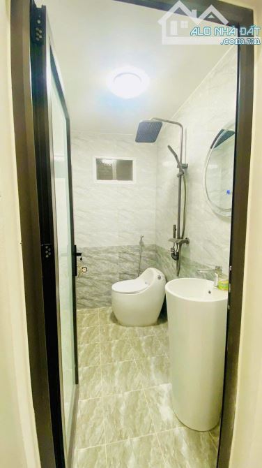 TT ĐỐNG ĐA – NHÀ MỚI ĐẸP – Ở NGAY – GẦN PHỐ KHÂM THIÊN - TC 9 TỶ