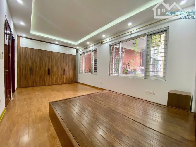 Gần Bạch Mai nhà 4 ngủ, an ninh tốt,hai thoáng-48m-9 tỷ 501