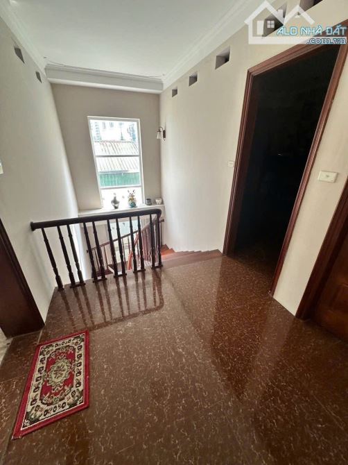 Bán nhà Phan Bội Châu, 50m2, 4 tầng, mặt tiền 3.2m, 36.4 tỷ, ô tô, kinh doanh