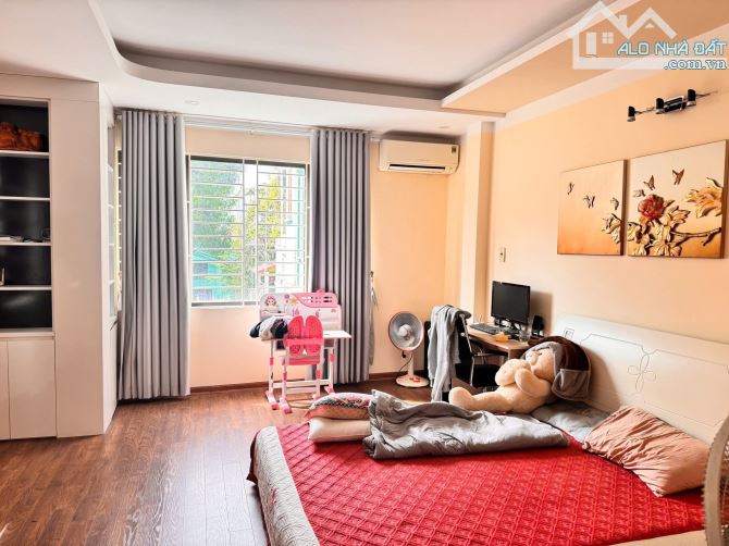 BÁN NHÀ CẦU GIẤY - PHÂN LÔ Ô TÔ TRÁNH - DIỆN TÍCH KHỦNG 88M2 - KINH DOANH ĐỈNH