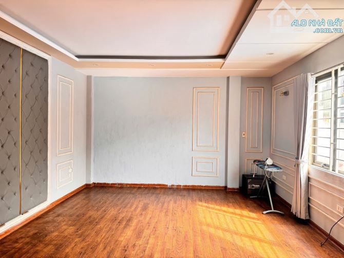 BÁN NHÀ CẦU GIẤY - PHÂN LÔ Ô TÔ TRÁNH - DIỆN TÍCH KHỦNG 88M2 - KINH DOANH ĐỈNH