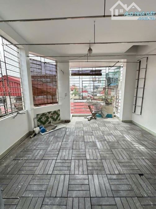 Bán nhà Thụy Khuê, 2 thoáng, 9 tỷ 9, DT 50m, 6 tầng, ngõ nông gần phố