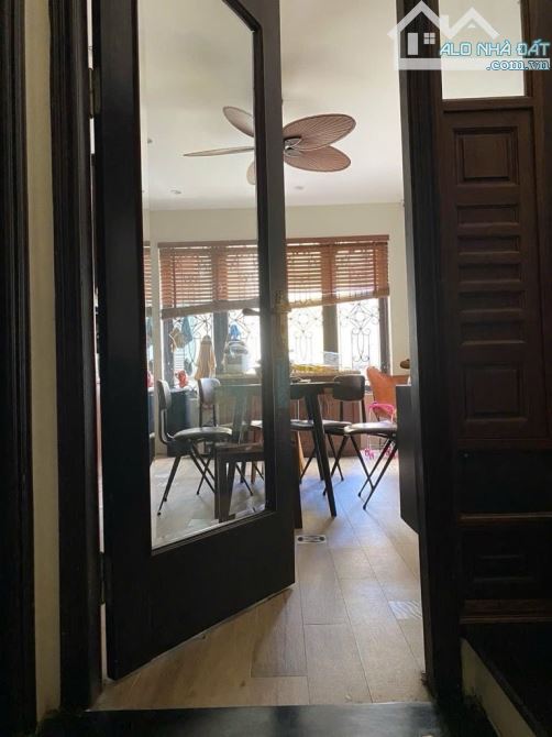 SIÊU HIẾM - PHỐ CỔ - NGUYỄN TRƯỜNG TỘ - BA ĐÌNH - 32/37m - 5 TẦNG - MẶT TIỀN 6M - 13.9