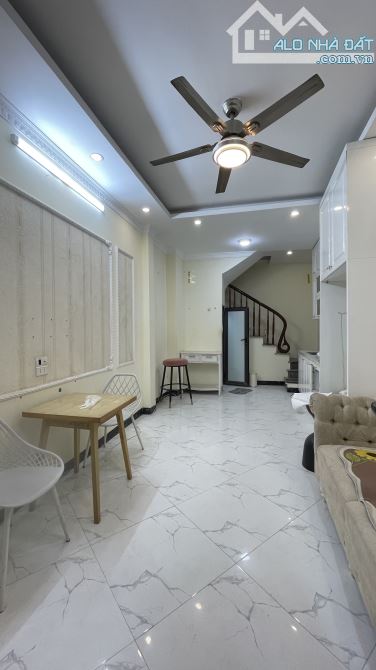 CHÍNH CHỦ BÁN NHÀ TRUNG TÂM ĐỐNG ĐA 30M2 X 4T, CHƯA ĐẾN 7 TỶ, SỔ ĐỎ CHÍNH CHỦ