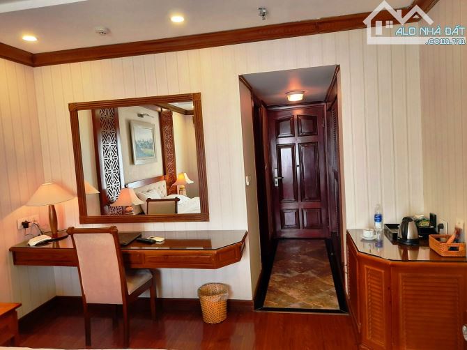 Bán toà khách san MP Nguyễn Trường Tộ, Ba Đình 190m2 x 16 tầng, Mặt Tiền: 8m - 170 Tỷ