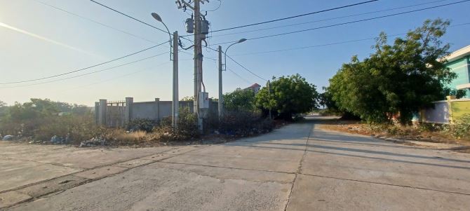 Chính chủ bán 2 lô chập góc, view biển, cách biển 50m, khu Seaside Hòa Phú