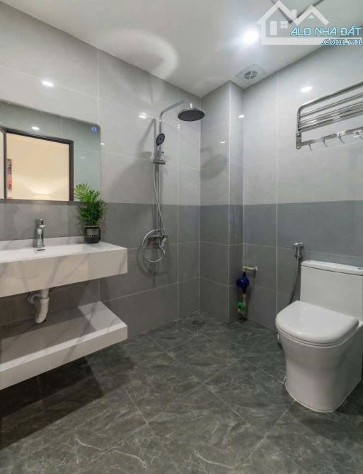 Bán CCMN Nguyễn Khang, Cầu Giấy, 65m2, 7 tầng thang máy, mặt tiền 4.5m, 1X tỷ