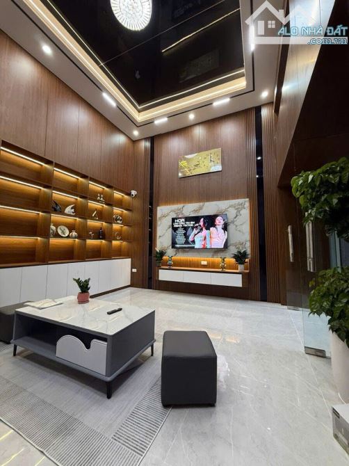 SIÊU PHẨM ĐỐNG ĐA – NGÕ BA GÁC – SÁT HOÀN KIẾM, BA ĐÌNH 4 TẦNG – 3 NGỦ – HAI THOÁNG