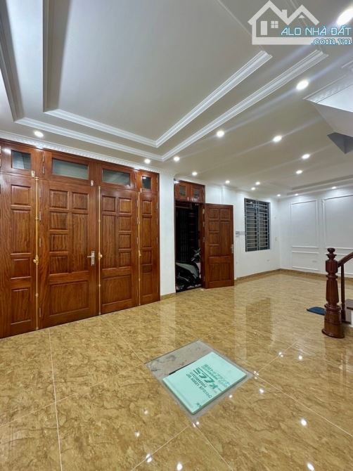 Bán Nhà 6 Tầng Thang Máy đường Trường Chinh 43M, Gần Phố, Ô Tô chỉ 12.3 tỷ(TL)