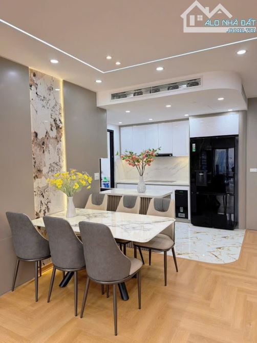 BÁN CH CHUNG CƯ CHELSEA PARK, 100M2 2PN+2WC, TẦNG TRUNG VIEW ĐẸP, BC HƯỚNG MÁT, GIÁ 10 TỶ