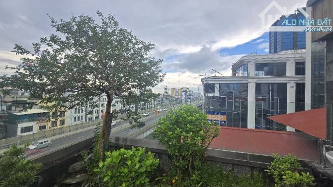 SIÊU HIẾM – MẶT PHỐ TRƯỜNG CHINH – LÔ GÓC 3 MẶT THOÁNG 8 tầng thang máy, tầng 1–4 th