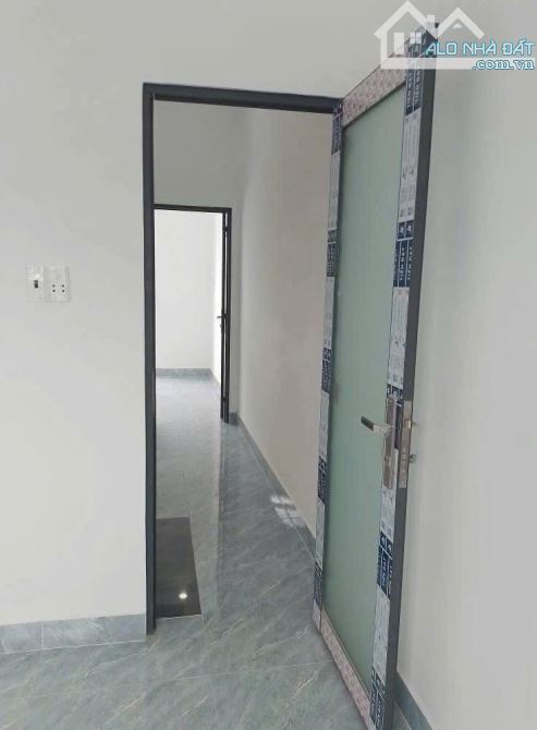 Nhà 1 Lầu 4 x 10m Ngay Ngã Ba Tân Kim, Full Nội Thất. Sổ Hồng Sẵn Giá 950Tr - 4