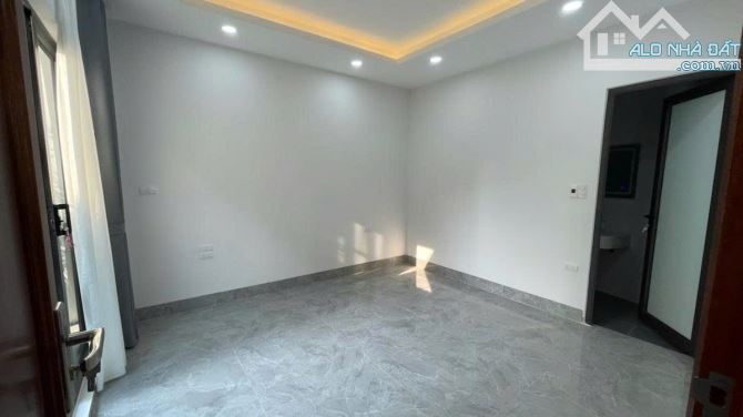 NGÕ GỐC ĐỀ – MINH KHAI – Ô TÔ TRÁNH – MẶT TIỀN ~10M - FULL NT XÁCH ĐỒ VỀ Ở CỰC NGON