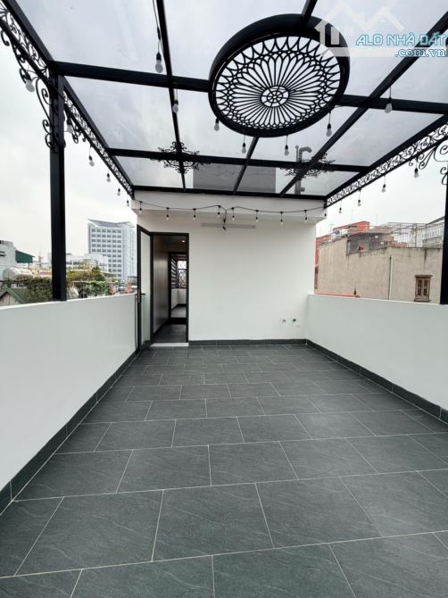 Hot! Bán Nhà Hoàng Quốc Việt Cầu Giấy-Ôtô Tránh-KD-Ngõ Thông-58M2-6 Tầng Thang Máy-26.7 Tỷ