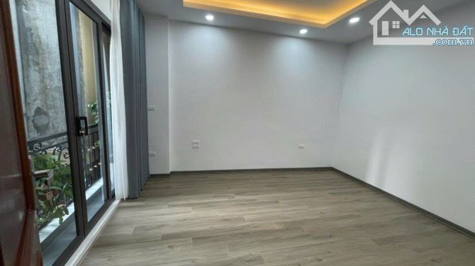 NGÕ GỐC ĐỀ – MINH KHAI – Ô TÔ TRÁNH – MẶT TIỀN ~10M - FULL NT XÁCH ĐỒ VỀ Ở CỰC NGON