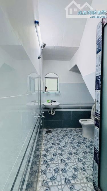 Nhà 1 Lầu 4 x 10m Ngay Ngã Ba Tân Kim, Full Nội Thất. Sổ Hồng Sẵn Giá 950Tr - 8