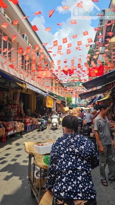 Mặt phố cổ Hàng Giầy-Hoàn Kiếm-23m2/5 tầng _MT5m-giá 24 tỷ có thương lượng