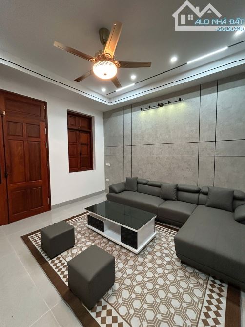 ⚡ HƠN 6 TỶ – NHÀ 5 TẦNG Liên Ninh Thanh trì – 1 NHÀ RA Ô TÔ – HÀNG HIẾM — ảnh 3