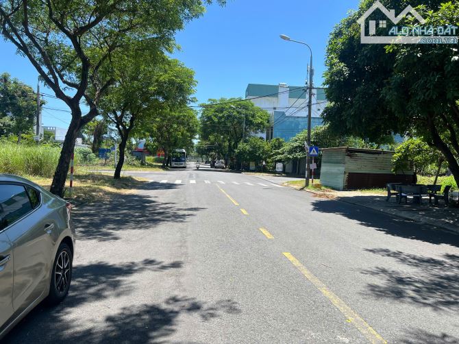 Bán lô đất đ 10m5 Bùi Quốc Khái Biển Tân Trà gần dự án của BRG và MB Land- Giá tốt 6,3 tỷ - 4