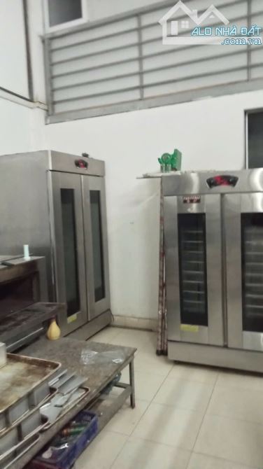 Cho thuê lại xưởng sản xuất bánh mì- đế pizza, dt 98m² tại Đông Ngạc, Bắc Từ Liêm, HN