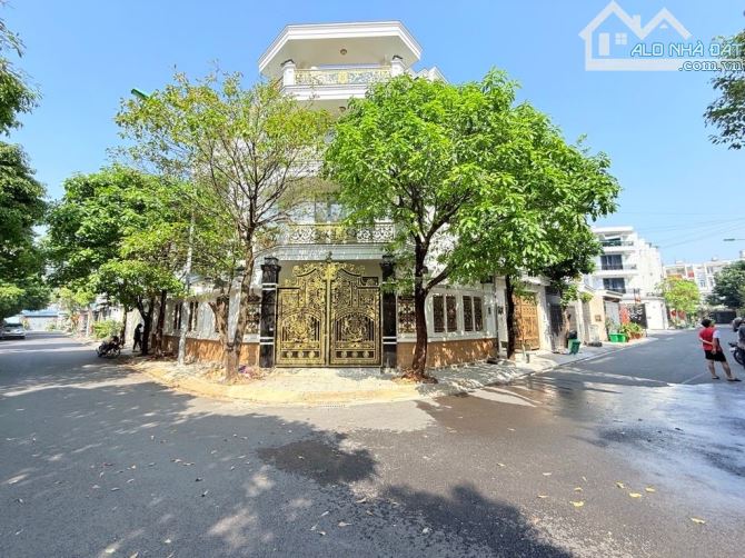 SIÊU PHẨM BIỆT THỰ 4 Tầng LÔ GÓC KHU DÂN CƯ HIỆP THÀNH, DT 146m2, ngang 8m, ko lộ giới.