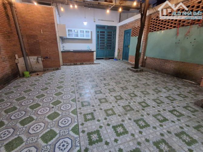 nhà 6x15m,2Pn đường Liên Khu 5-6 giá 8tr/tháng - 1