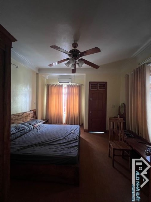 Nhỉnh 5 Tỷ nhà 4 Tầng, Sổ riêng 3 Ngủ, Thanh Lân, Vĩnh Hưng.