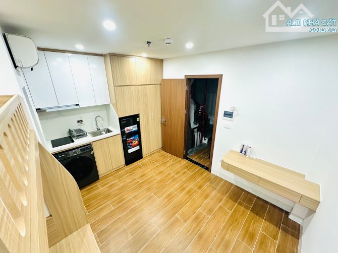 BÁN NHÀ PHỐ KHÚC THỪA DỤ DT45m2*7T THANG MÁY 11P KHÉP KÍN FULL NỘI THẤT. 13,5TỶ