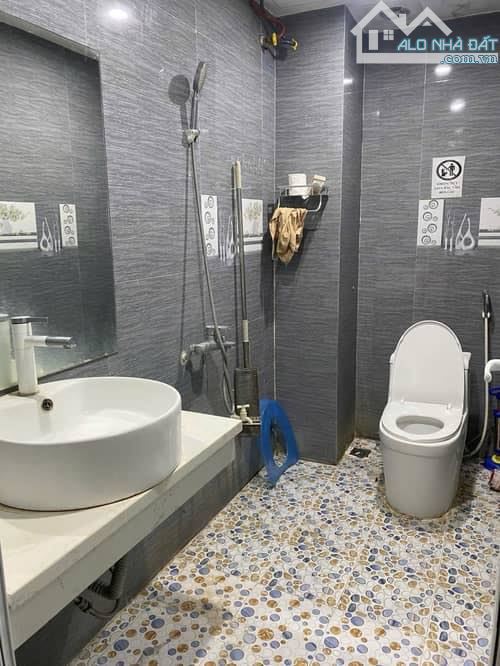 BÁN NHÀ YÊN HÒA - HỘ KHẨU CẦU GIẤY - 9 PHÒNG NEW 5 TẦNG GIÁ NGON